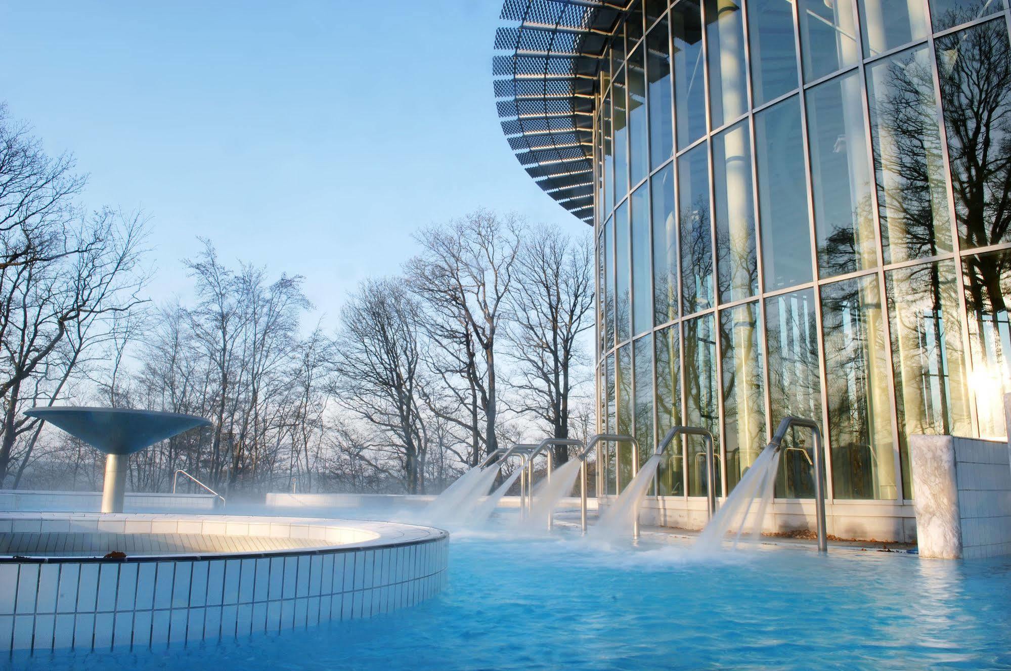 La Villa Des Fleurs Spa Exterior foto