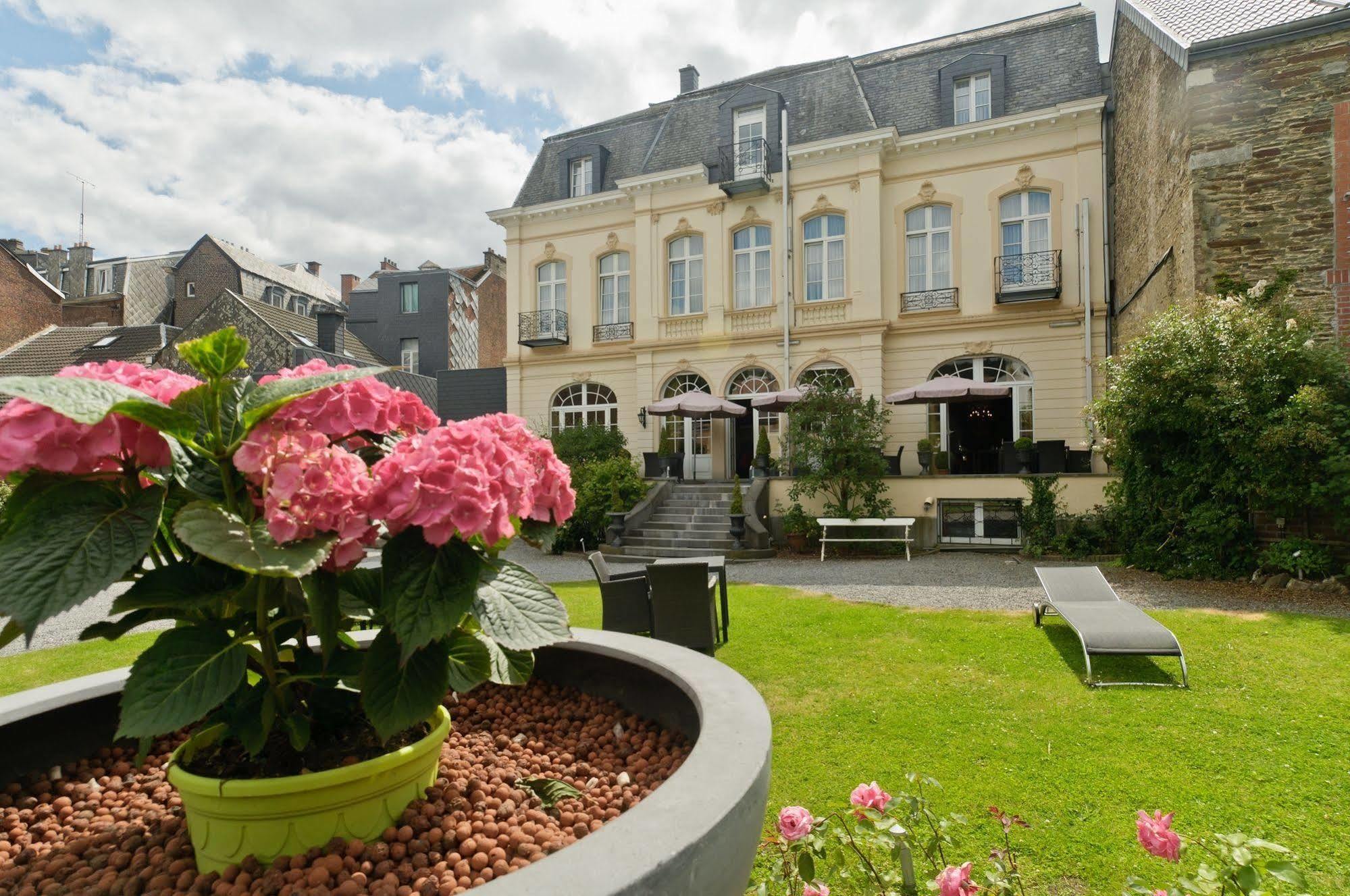La Villa Des Fleurs Spa Exterior foto
